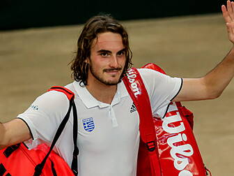Stefanos Tsitsipas fronts auct...